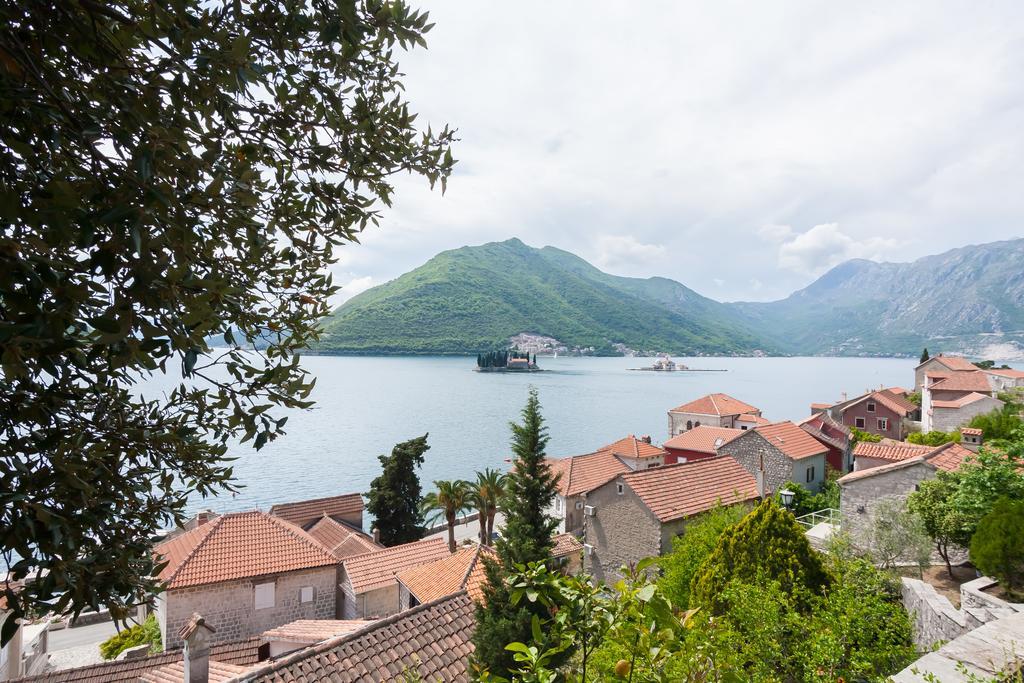 Villa & Apartments Perasto Kültér fotó