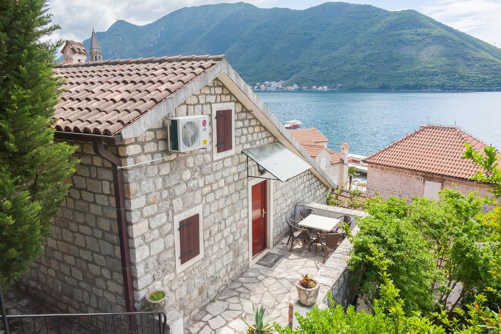 Villa & Apartments Perasto Kültér fotó
