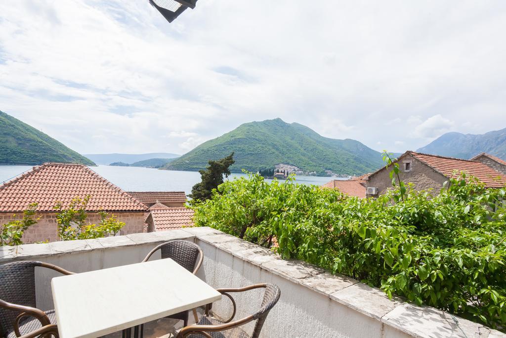 Villa & Apartments Perasto Kültér fotó