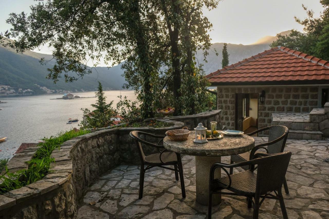 Villa & Apartments Perasto Kültér fotó